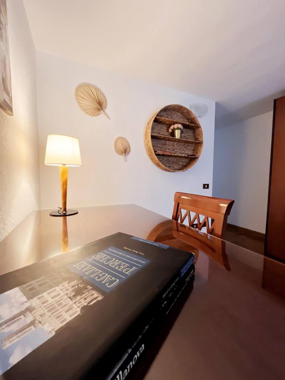 Apartament Domus Myoho Cagliari Zewnętrze zdjęcie